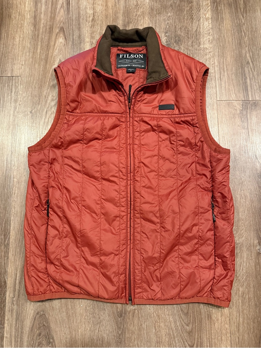 Filson Ultralight Prima-loft Down Vest Size M